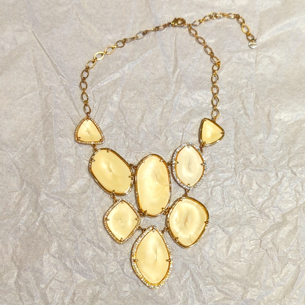 Stella & Dot Fiona Statement Necklace